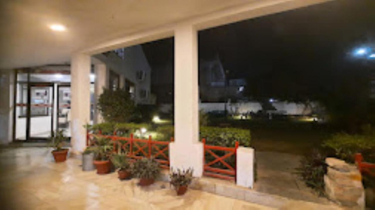 Mp Tourist Bunglow , Chitrakoot Hotel Sitapur Muafi Buitenkant foto