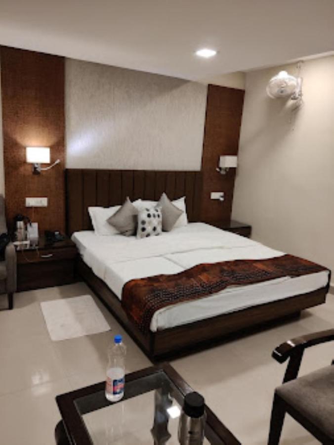 Mp Tourist Bunglow , Chitrakoot Hotel Sitapur Muafi Buitenkant foto